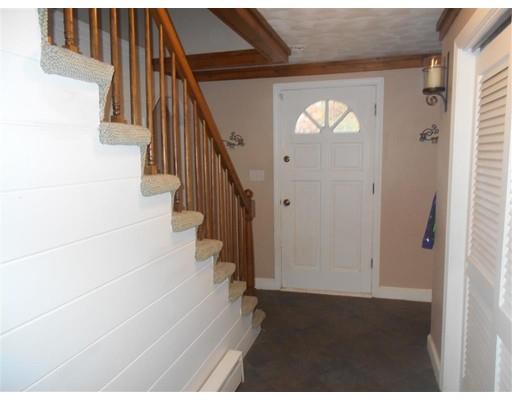 146 Howland Rd