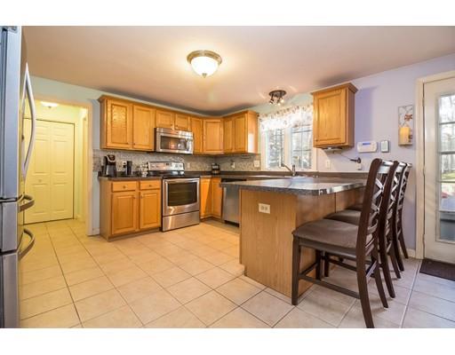39 Russell Mills Rd