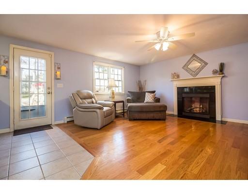 39 Russell Mills Rd
