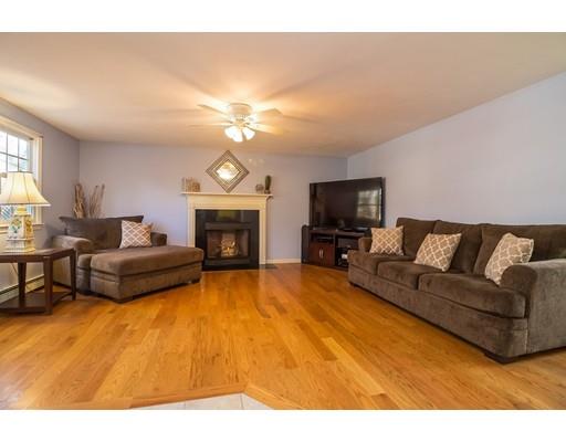 39 Russell Mills Rd