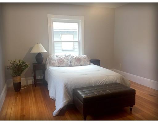 39 Columbia St #1