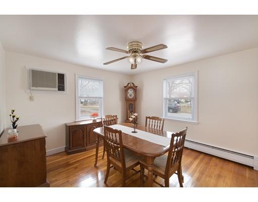 16 Lakeview Ave