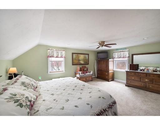 16 Lakeview Ave
