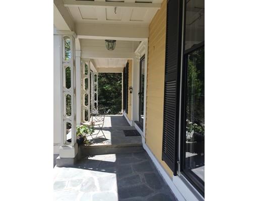 721 Pleasant St