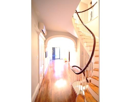 721 Pleasant St