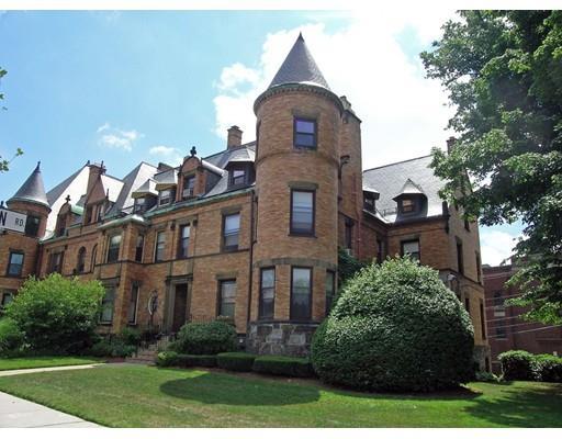 15 N Beacon St #1003