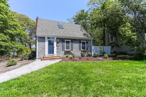 56 Pondview Dr