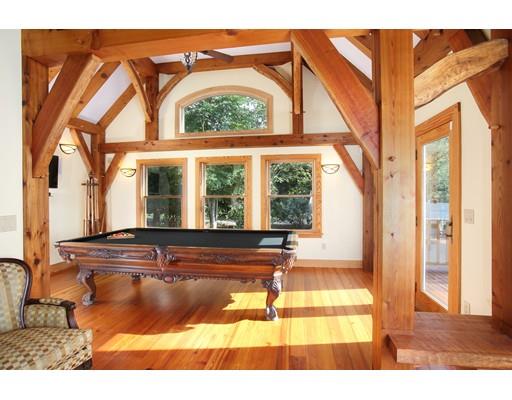 2 Briarwood Ln