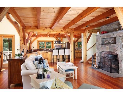 2 Briarwood Ln
