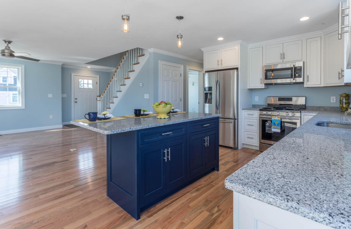 5 Brewster Ln