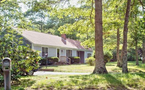 4 Dukes Dr