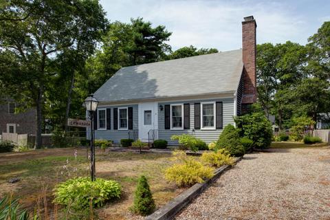 11 Croyden Dr