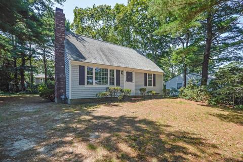 11 Croyden Dr