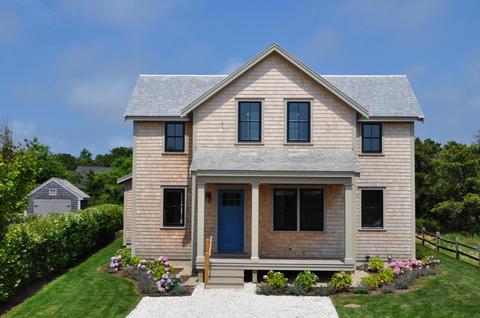 11 Vestal St