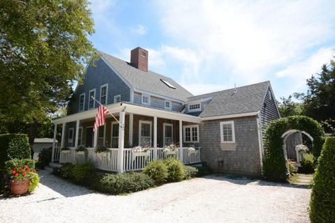 7 Wood Lily Rd