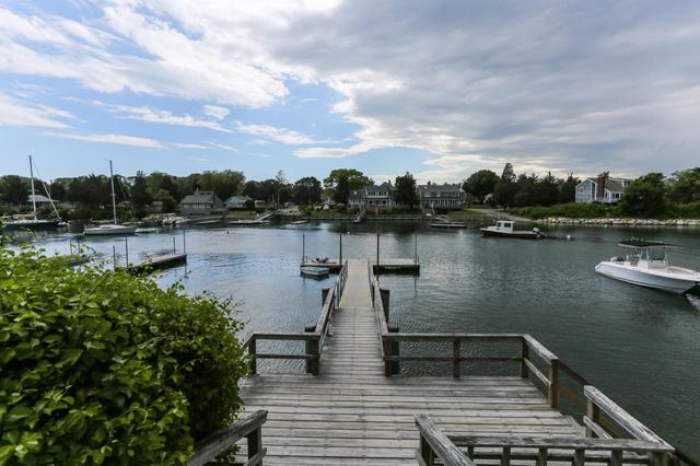 7 Cape Cod Ln
