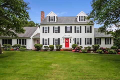 8 Naushon Rd