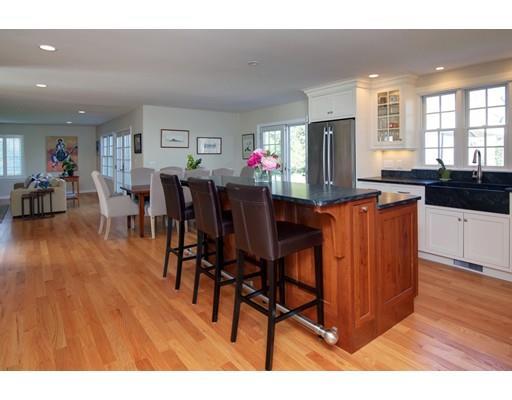 29 Dillingham Ave