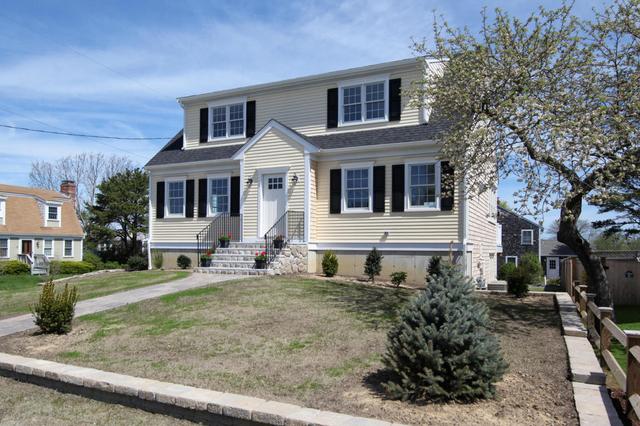 29 Dillingham Ave