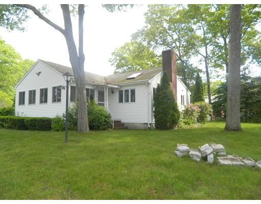 32 Pleasant St