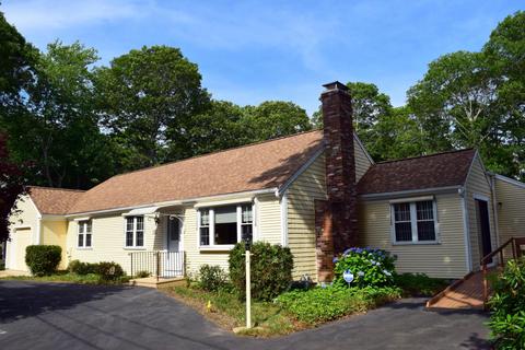89 Wayland Rd