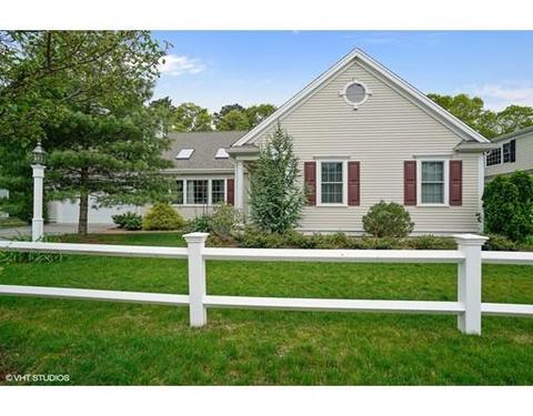 92 E Lakeside Dr
