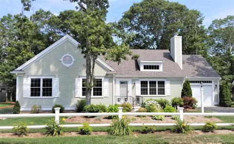 92 E Lakeside Dr