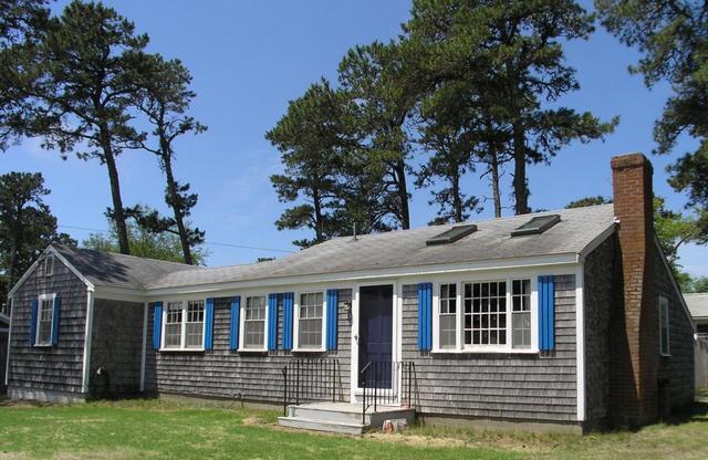 13 Puritan Ln