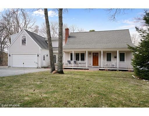 15 Widow Coombs Walk