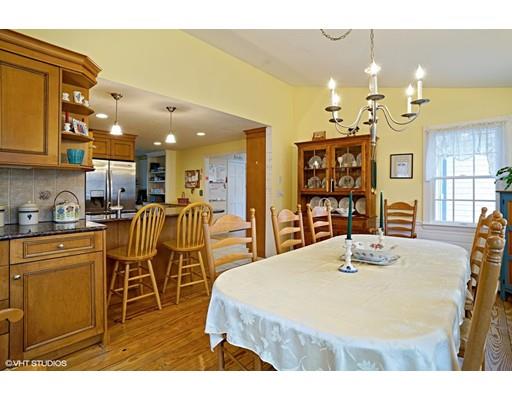 15 Widow Coombs Walk