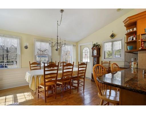 15 Widow Coombs Walk
