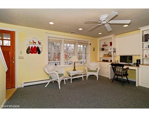 15 Widow Coombs Walk
