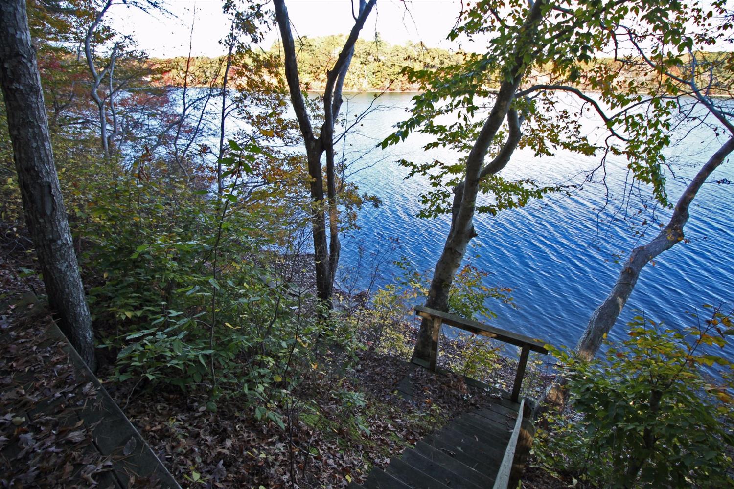 45 Wren Ln