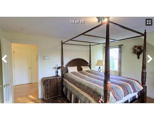 35 Bayshore Dr