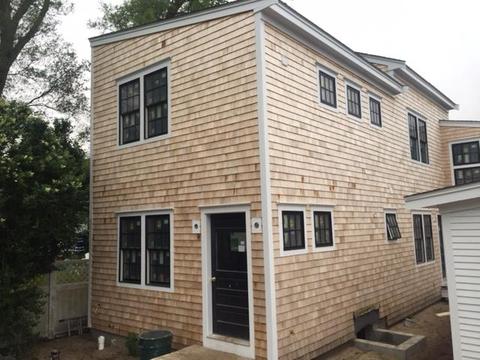 590 Commercial St #B