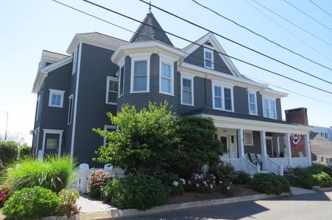 43 Old Duck Hole Rd