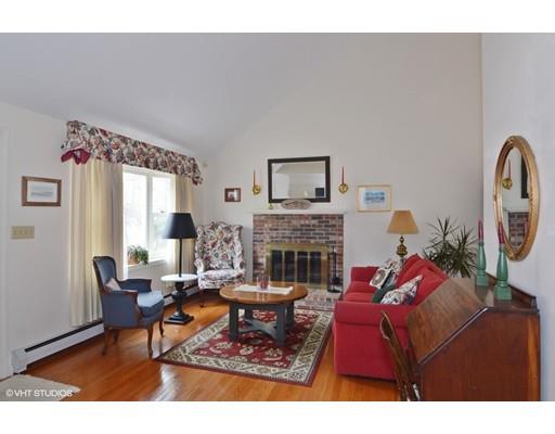 121 S Yarmouth Rd