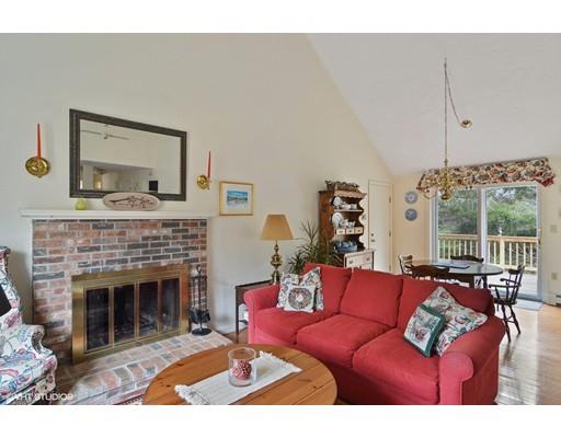 121 S Yarmouth Rd
