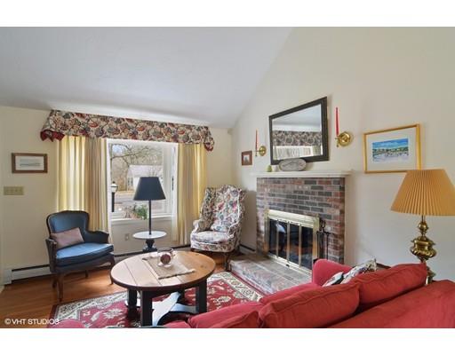 121 S Yarmouth Rd