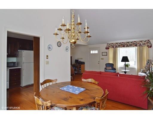 121 S Yarmouth Rd
