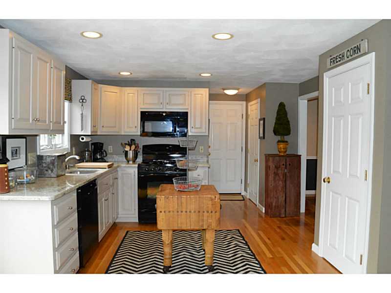 22 Esker Ln
