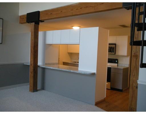 180 Main St #4-105