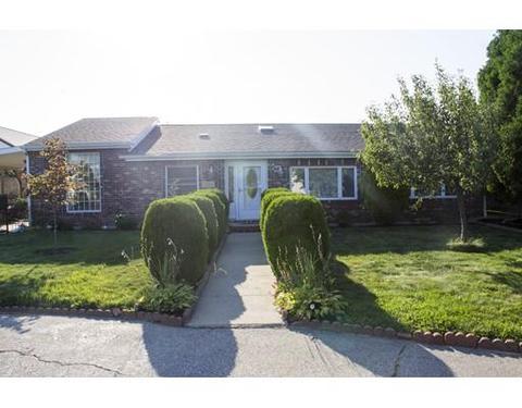 218 Rhode Island Ave