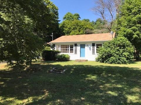 532 Lantern Ln