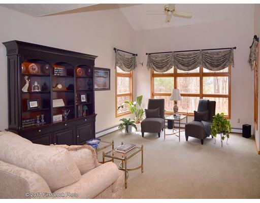 479 Pleasant St