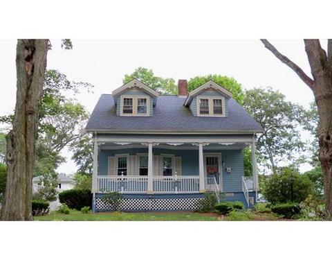 7 Woodbine St