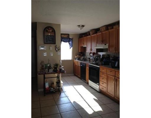 For Sale: 168 Hart St #72 Taunton, MA 02780