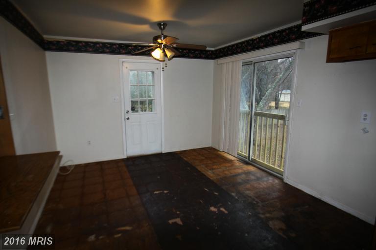 955 Stone Ave