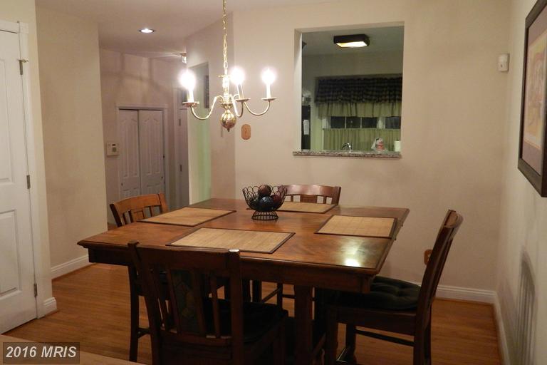 1044 Bannister Cir