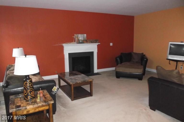 3258 Gossett Ct